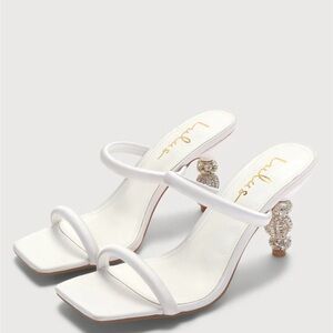 Lulus worn once white satin high heels 6.5